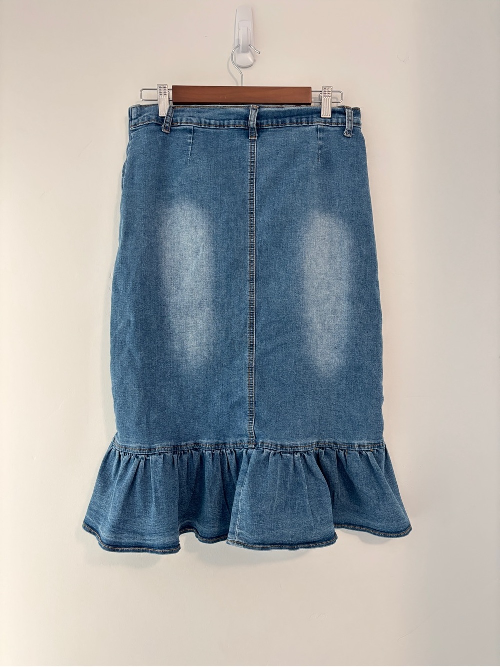 Denim Button-Front Ruffle Hem Skirt, Large - Picture 4 of 6